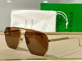 Picture of Bottega Veneta Sunglasses _SKUfw43944006fw